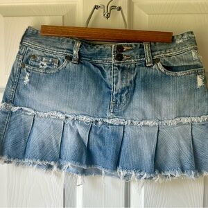 Vintage y2k Abercrombie Distressed Denim Pleated Ruffle Mini Skirt